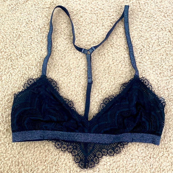 Lace bra size small (34B) - Picture 6 of 11